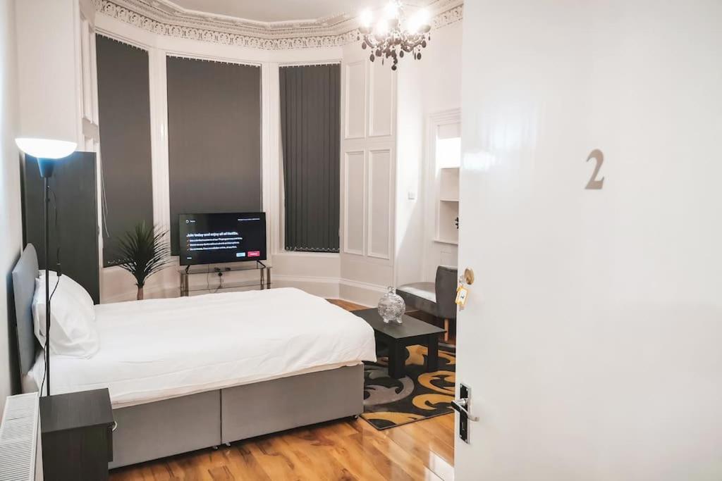 S.H Apartments Glasgow Bagian luar foto