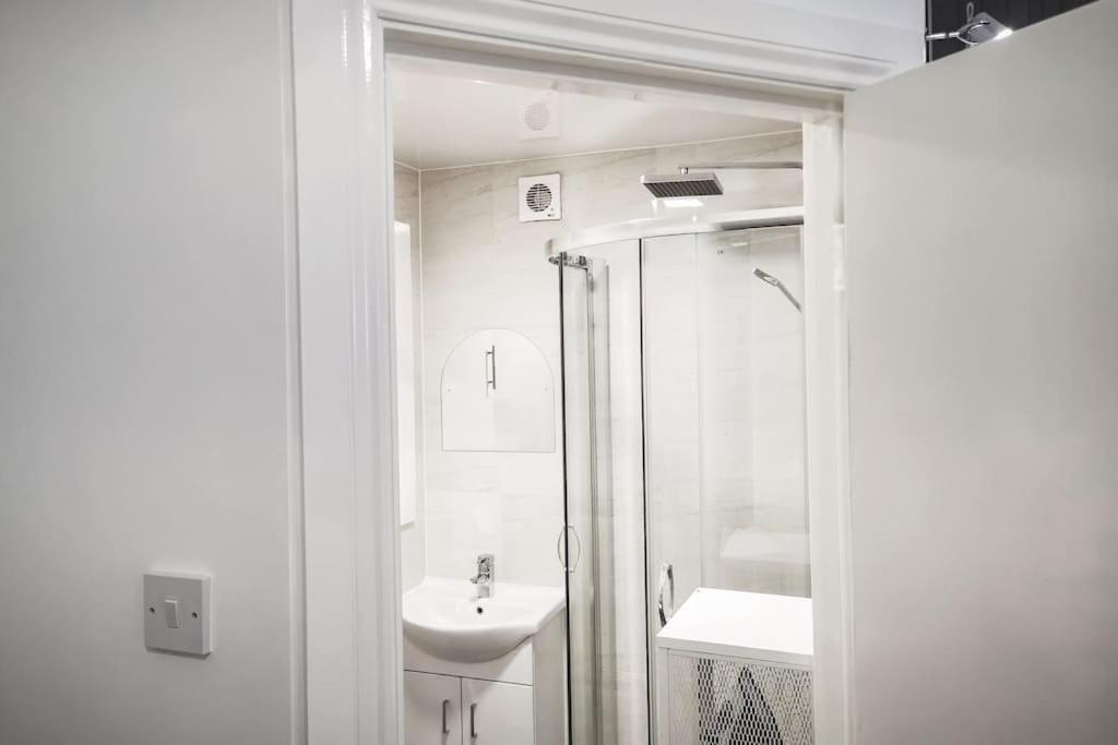 S.H Apartments Glasgow Bagian luar foto
