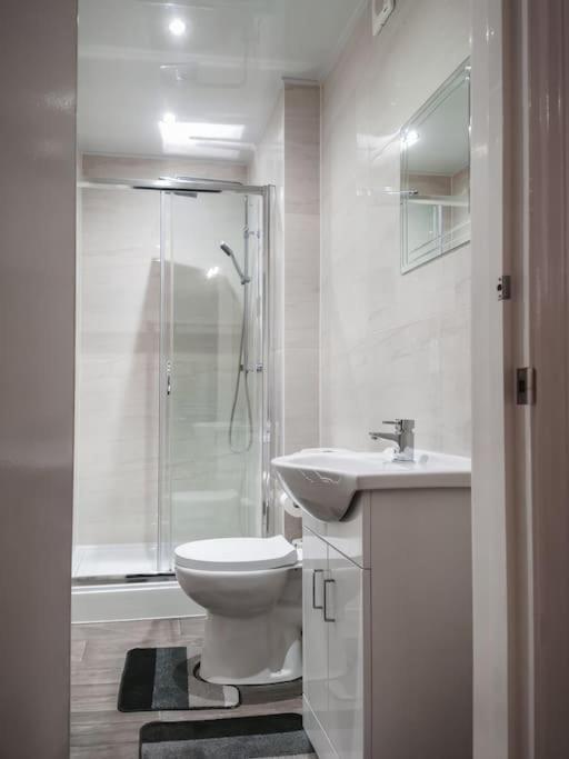 S.H Apartments Glasgow Bagian luar foto