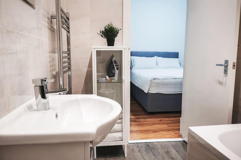 S.H Apartments Glasgow Bagian luar foto