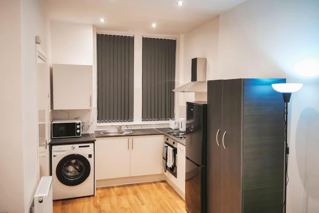 S.H Apartments Glasgow Bagian luar foto