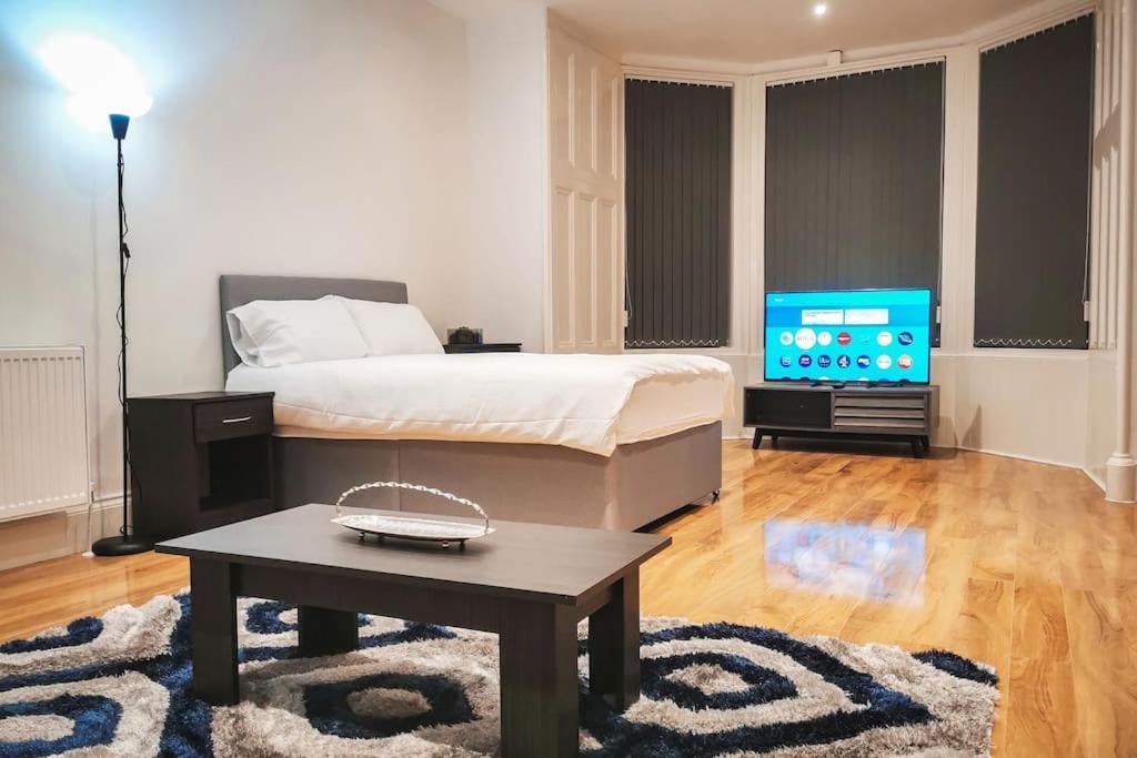S.H Apartments Glasgow Bagian luar foto
